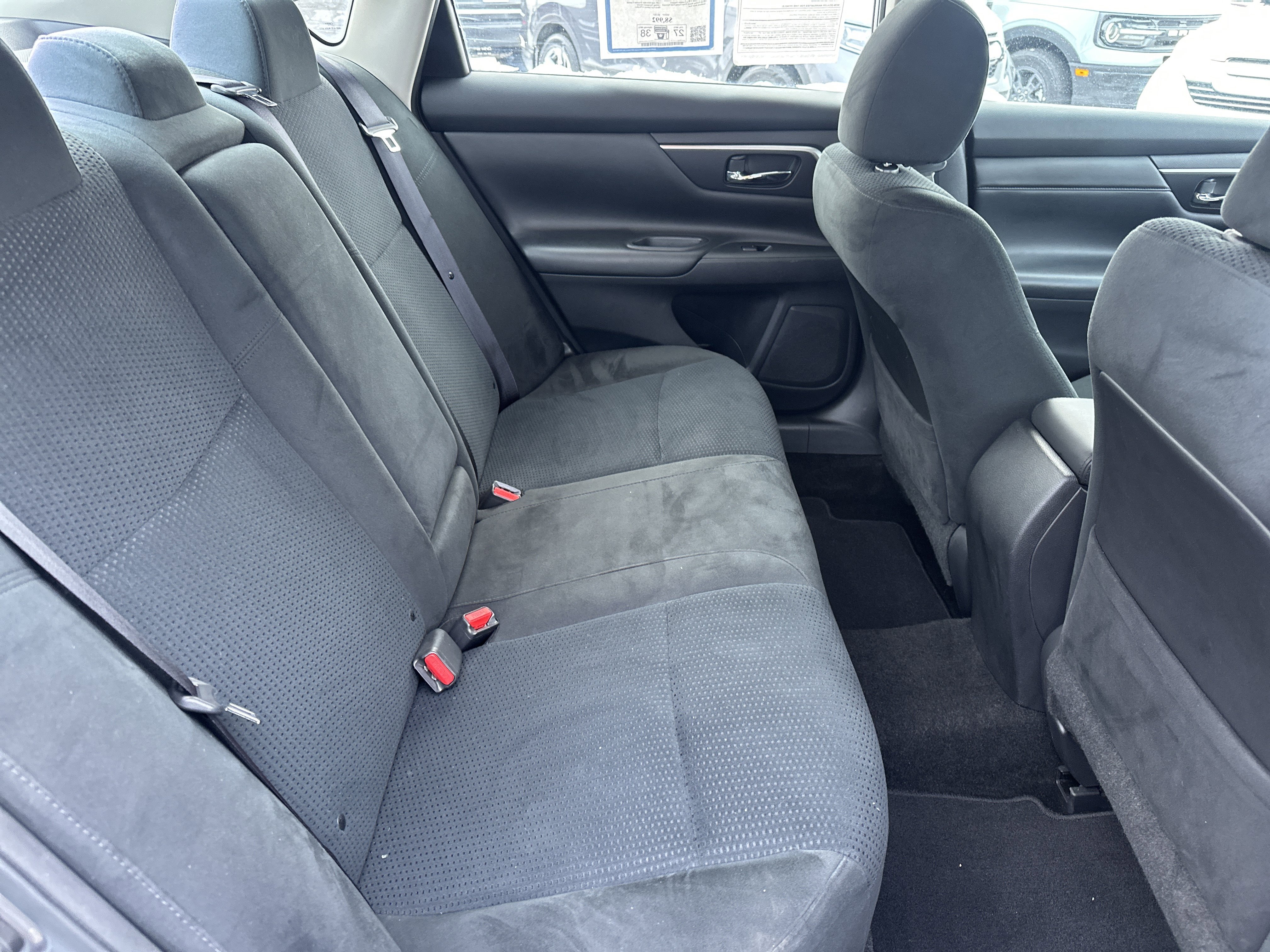 Used 2015 Nissan Altima 2.5 SV image 14