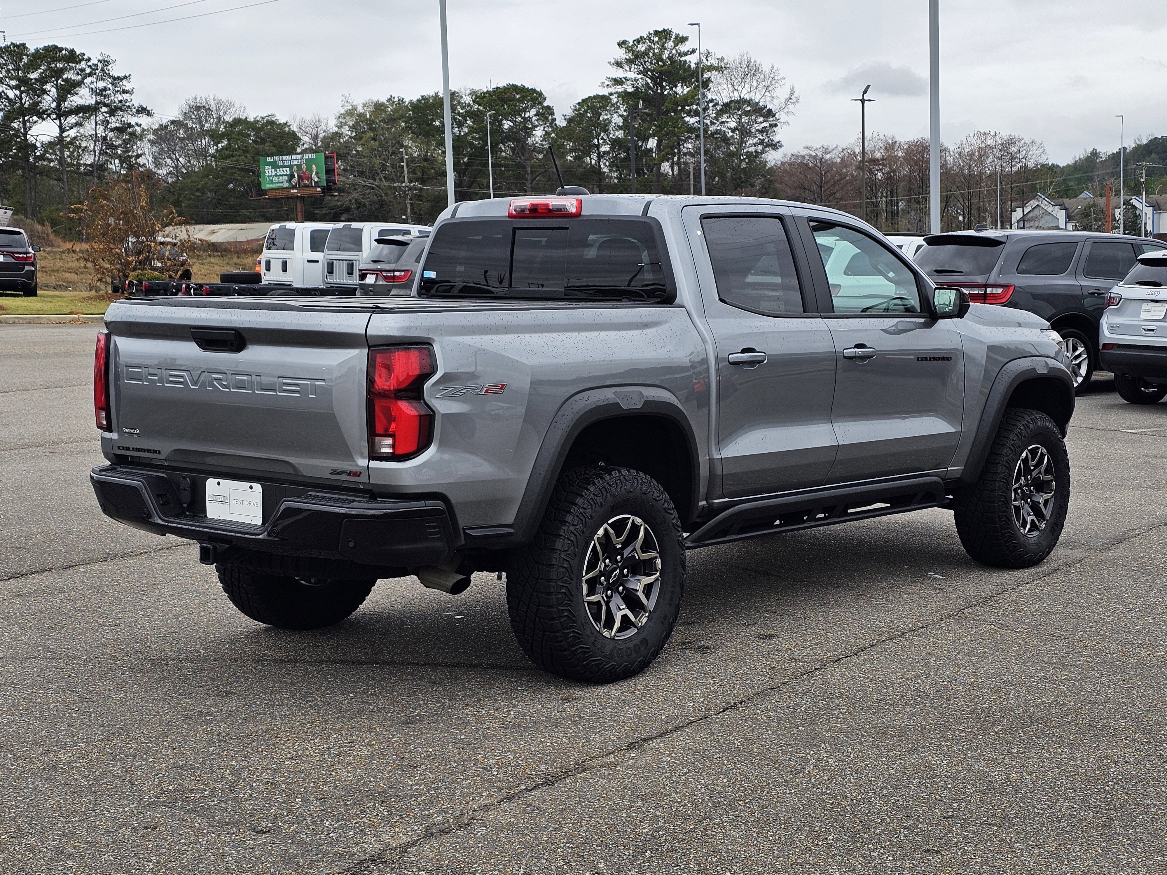 Used 2023 Chevrolet Colorado ZR2 w/ ZR2 Convenience Package III image 7