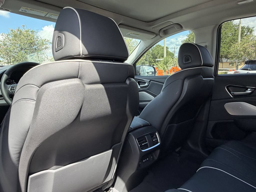 New 2026 Acura RDX w/ Advance Package AWD/4WD image 12