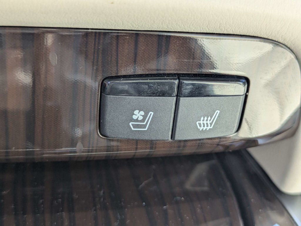 Used 2016 Acura RLX w/ Advance Package FWD image 22