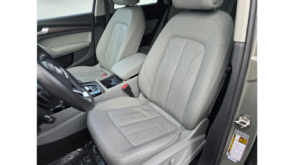 Used 2023 Audi Q5 2.0T Premium AWD/4WD image 21