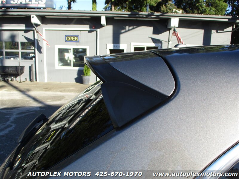 Used 2011 Porsche Cayenne Turbo AWD/4WD image 10