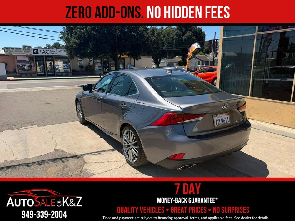 Used 2017 Lexus IS 200t RWD image 9