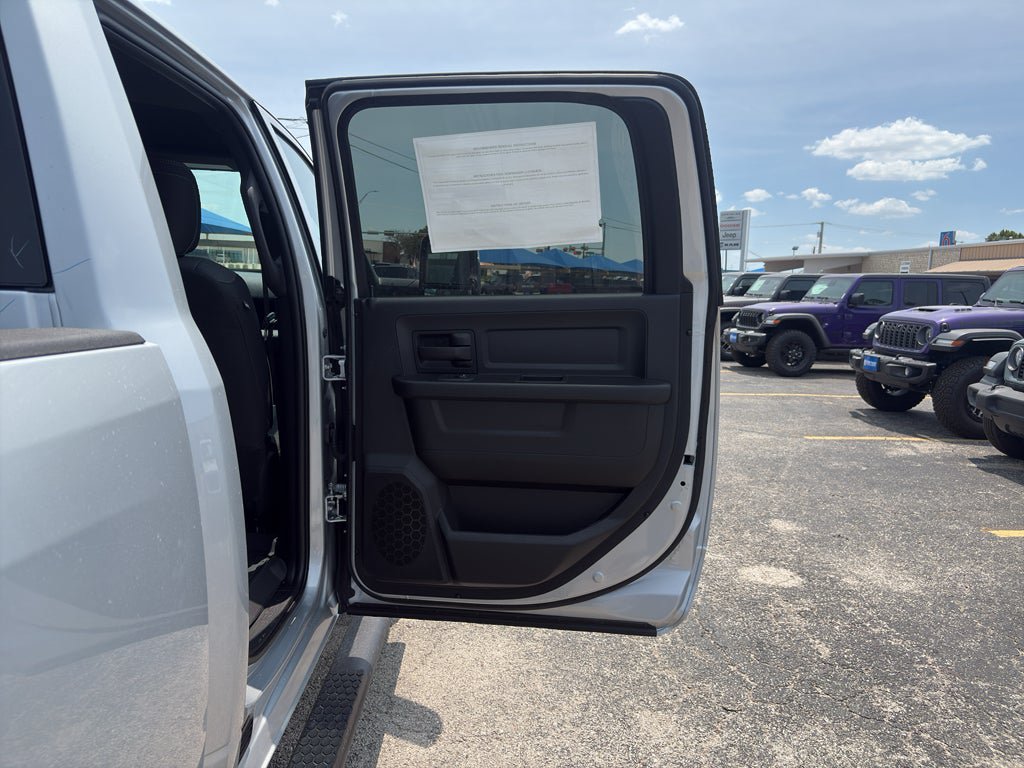 New 2026 RAM 2500 Tradesman AWD/4WD image 16