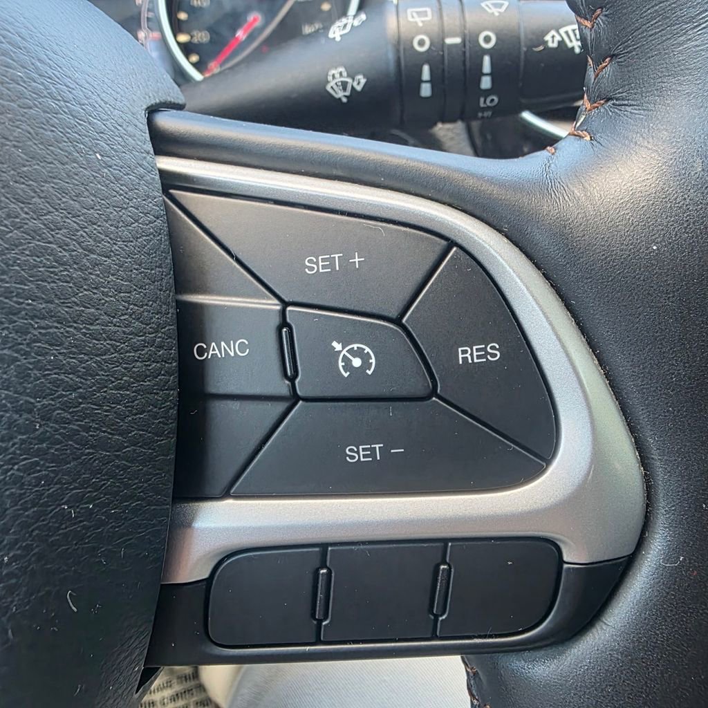 Used 2019 Jeep Compass Limited w/ Safety & Security Group image 16