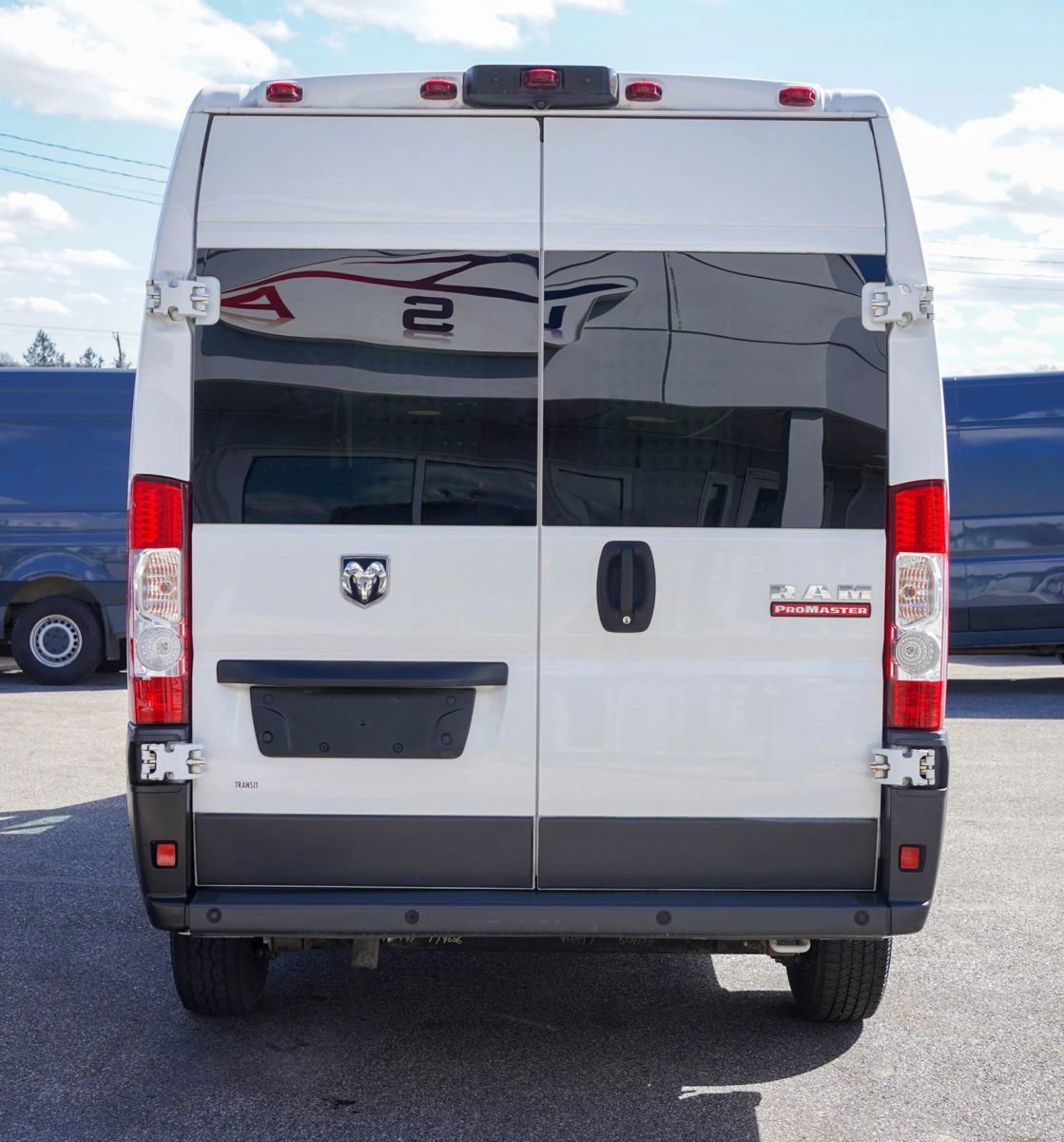 Used 2016 RAM ProMaster 2500 w/ Premium Appearance Group FWD image 6