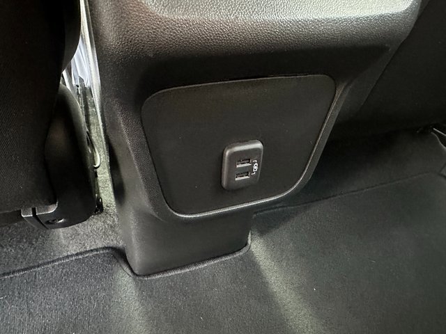 Used 2023 Chevrolet Equinox LT image 20