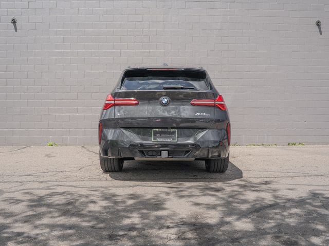 Used 2025 BMW X3 xDrive30i w/ Premium Package AWD/4WD image 5