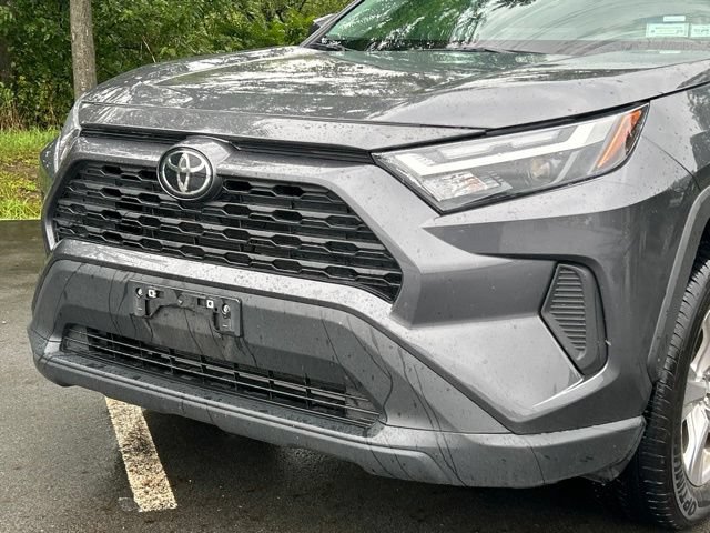 Used 2025 Toyota RAV4 XLE AWD/4WD image 9
