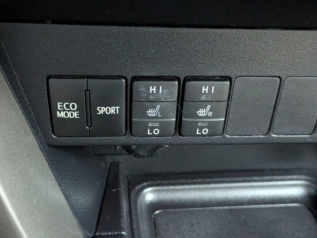 Used 2013 Toyota RAV4 Limited FWD image 26