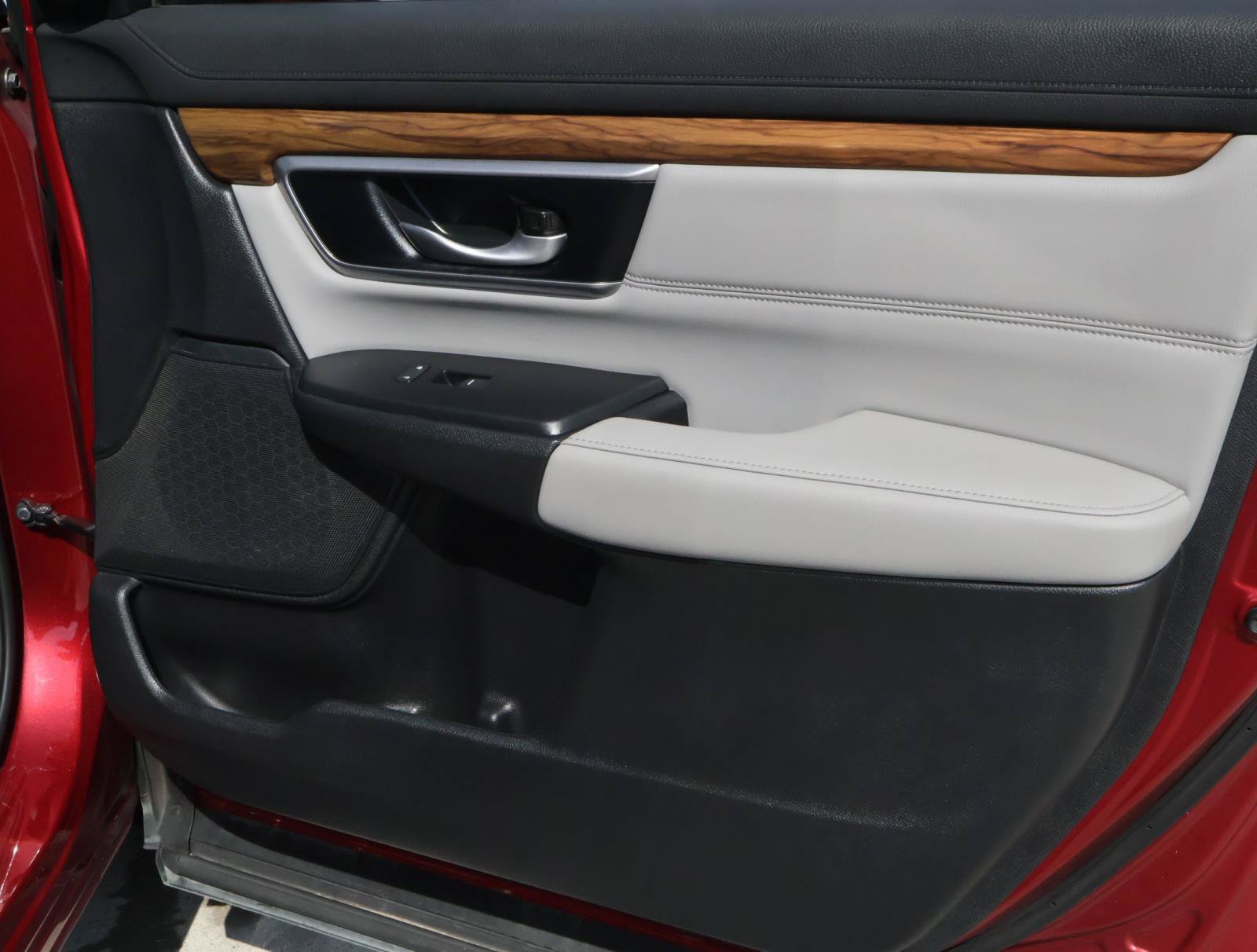 Used 2021 Honda CR-V Touring image 18