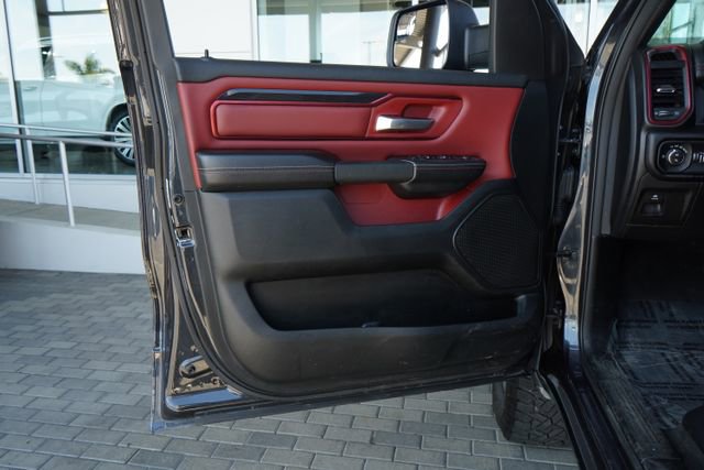 Used 2019 RAM 1500 Rebel image 16