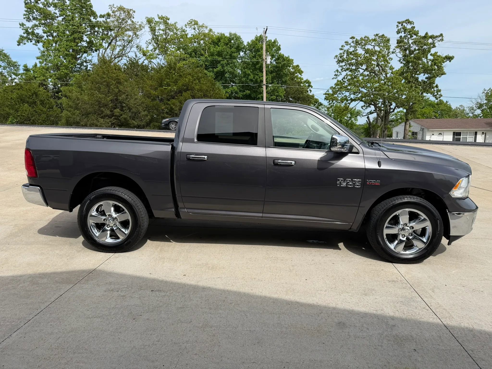 Used 2018 RAM 1500 Big Horn AWD/4WD image 2