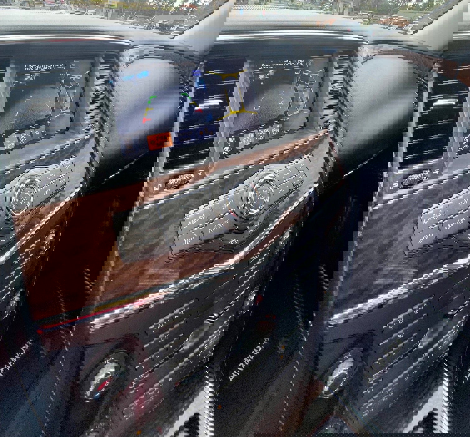 Used 2019 Nissan Armada Platinum w/ Captain's Chairs Package image 12