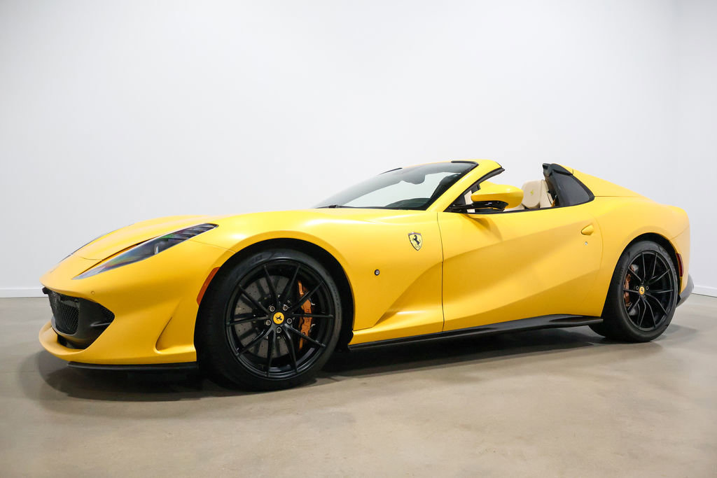 Used 2022 Ferrari 812 GTS image 11