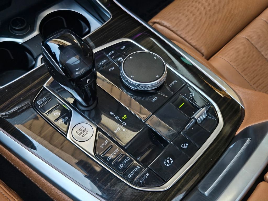 Used 2019 BMW X7 xDrive40i w/ Premium Package AWD/4WD image 24