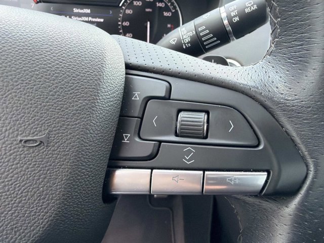 Used 2023 Cadillac XT4 Sport FWD image 28