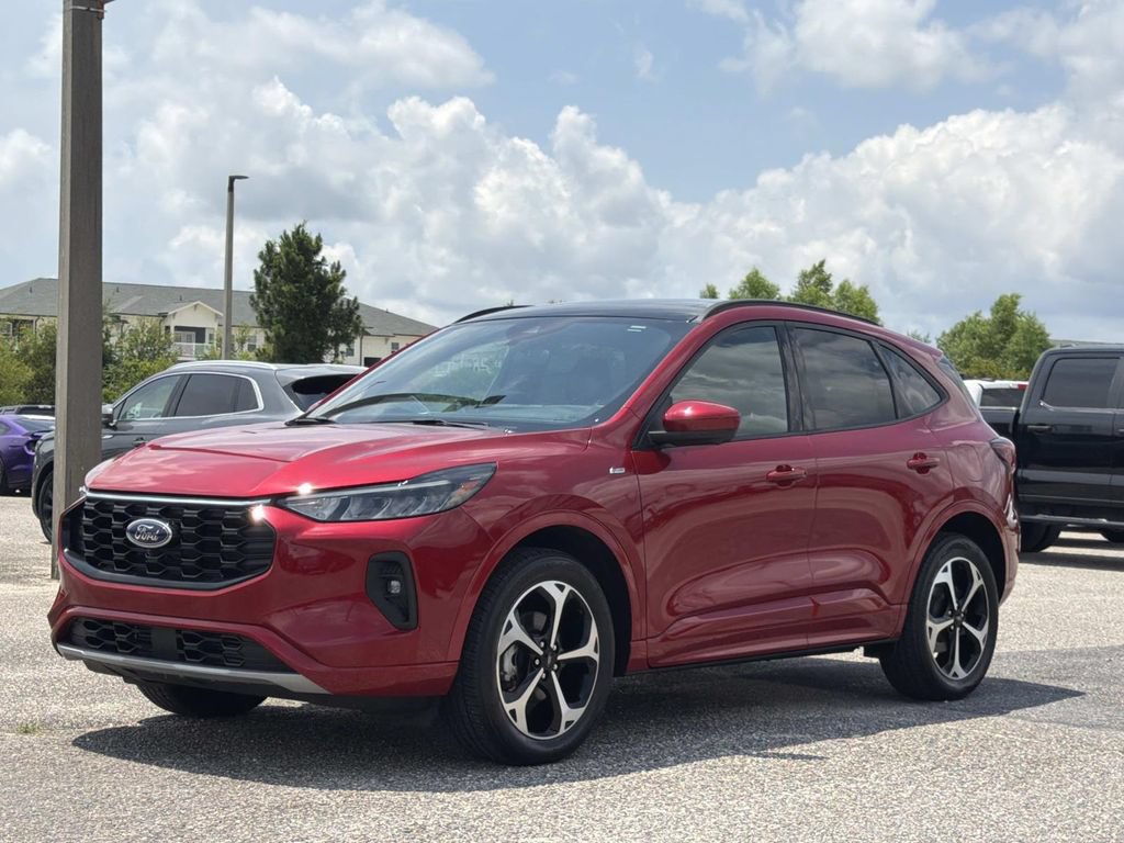 Certified 2023 Ford Escape ST-Line Select w/ Tech Pack #2 AWD/4WD image 8
