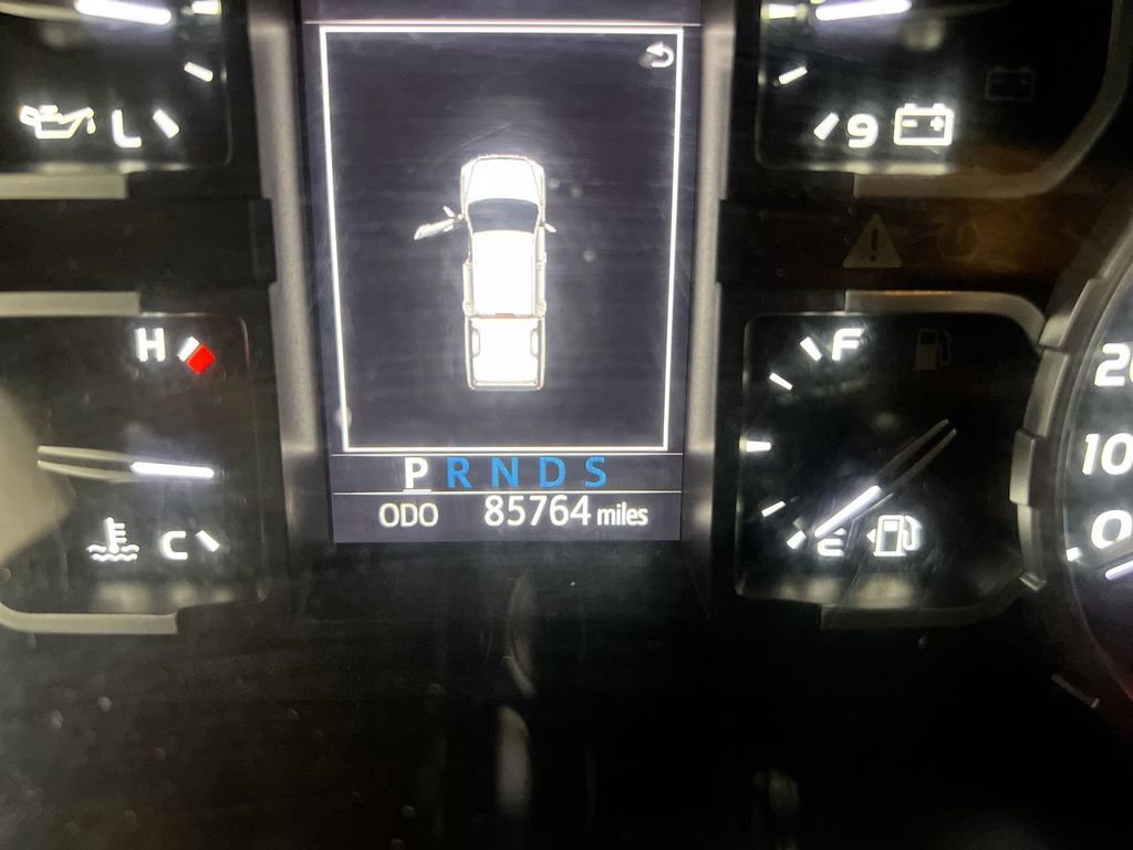 Used 2019 Toyota Tundra SR5 w/ SR5 Upgrade Package AWD/4WD image 8
