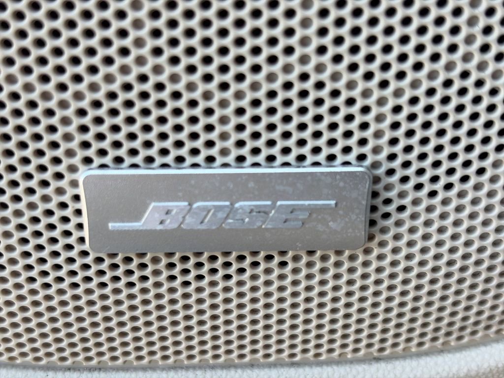 Used 2023 GMC Acadia Denali w/ Denali Ultimate Package image 30