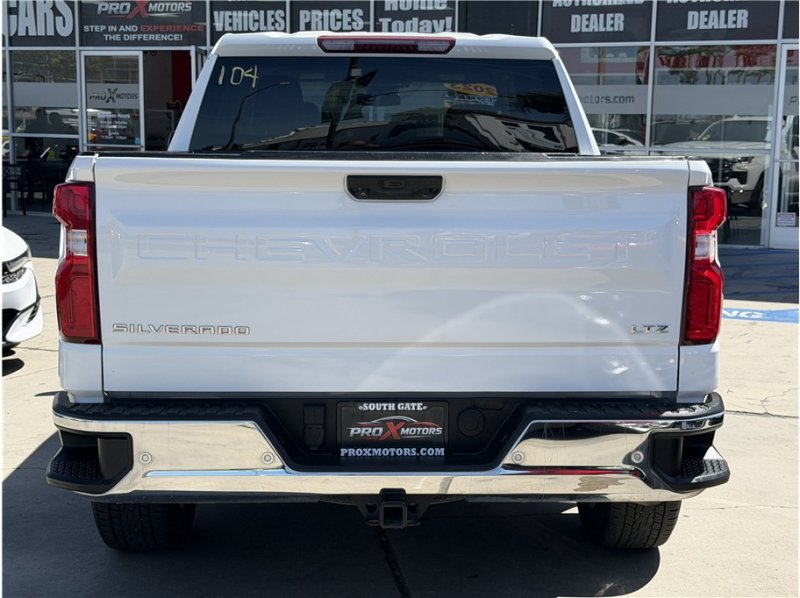 Used 2023 Chevrolet Silverado 1500 LTZ RWD image 5