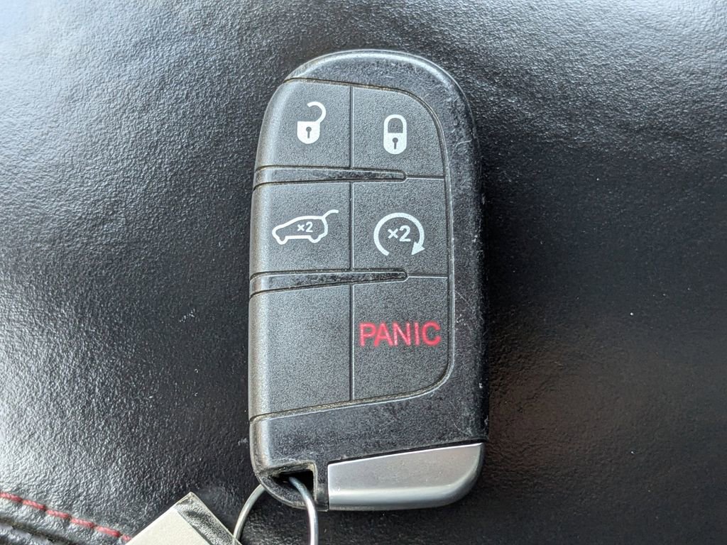 Used 2024 Dodge Durango GT image 31