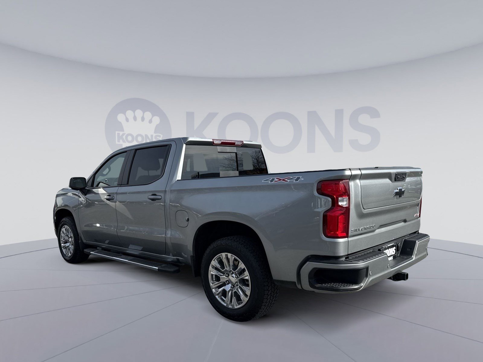 Used 2025 Chevrolet Silverado 1500 RST w/ Convenience Package II image 4