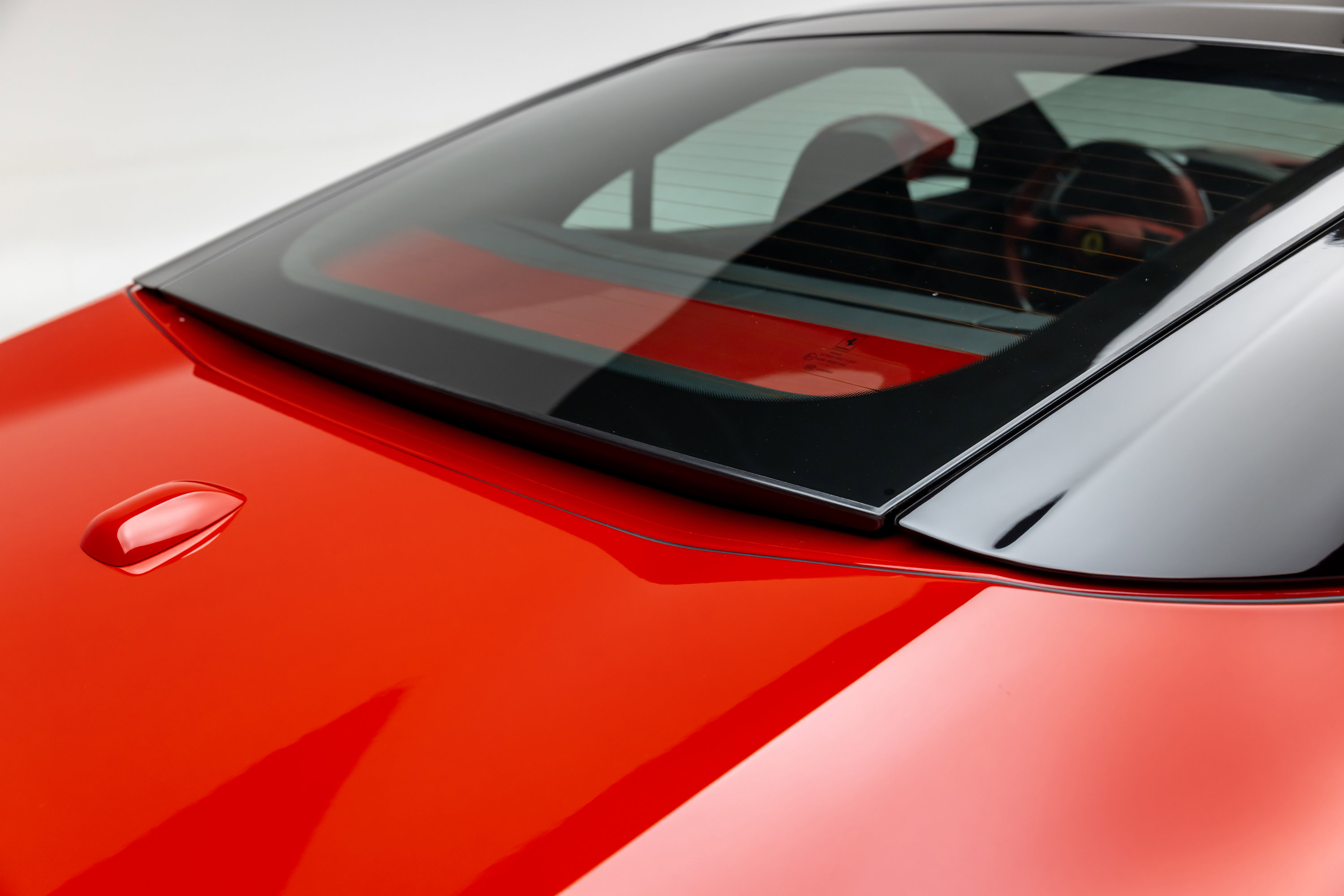 Certified 2022 Ferrari Portofino M RWD image 32