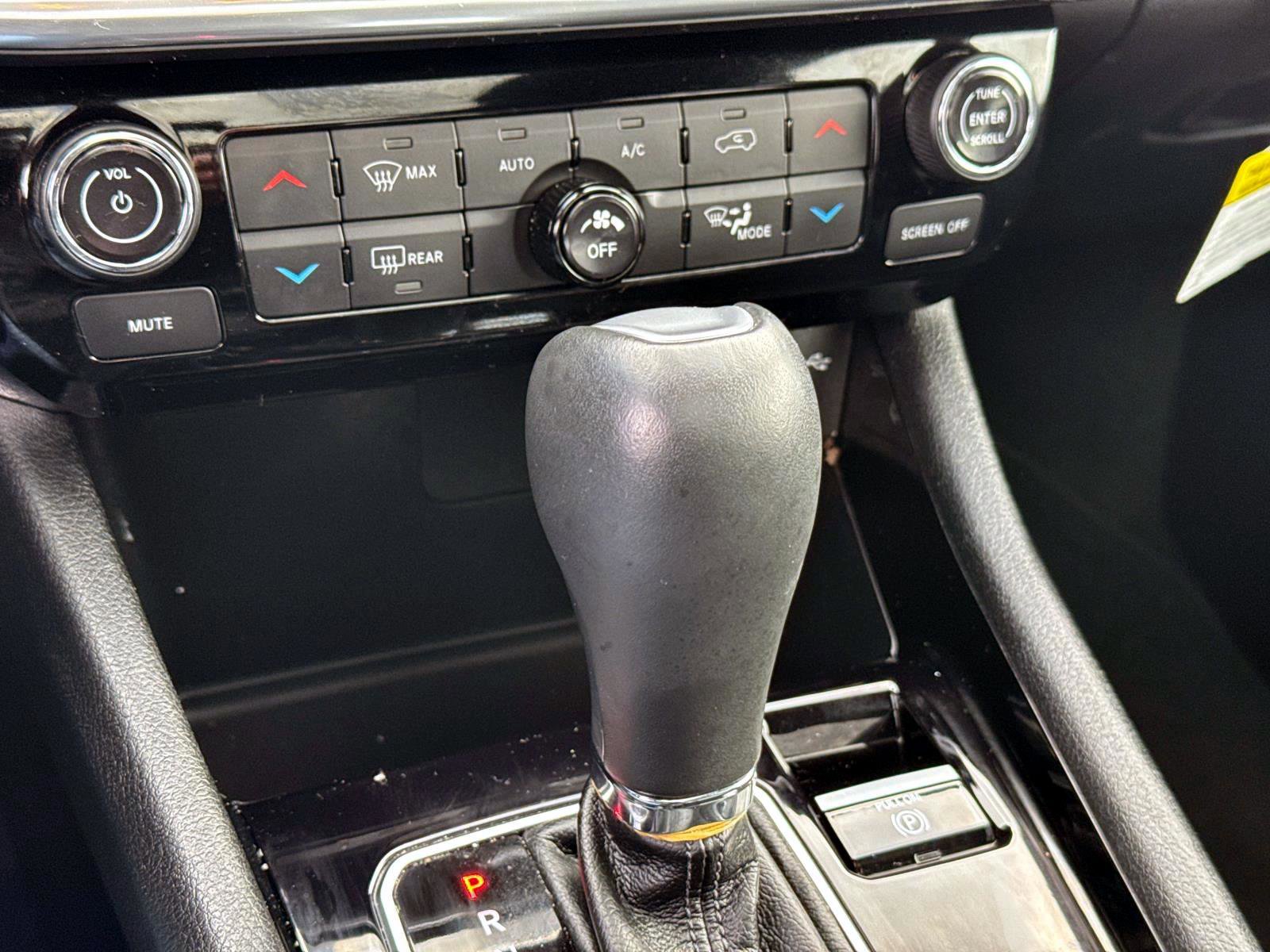 Used 2023 Jeep Compass High Altitude image 19
