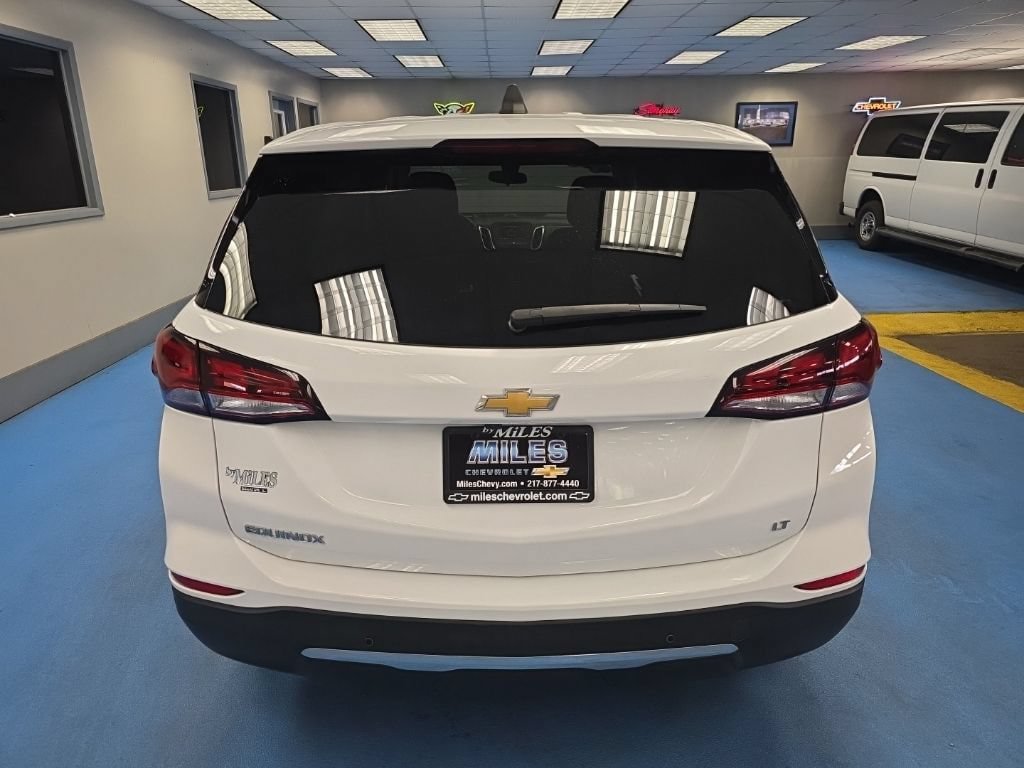Certified 2024 Chevrolet Equinox LT FWD image 8