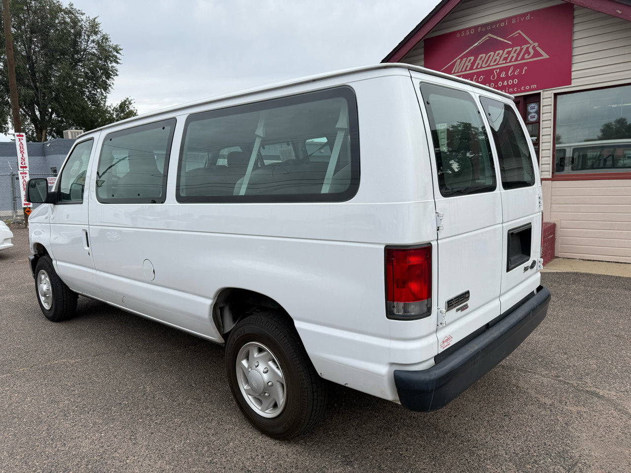 Used 2013 Ford E-350 and Econoline 350 XL image 7