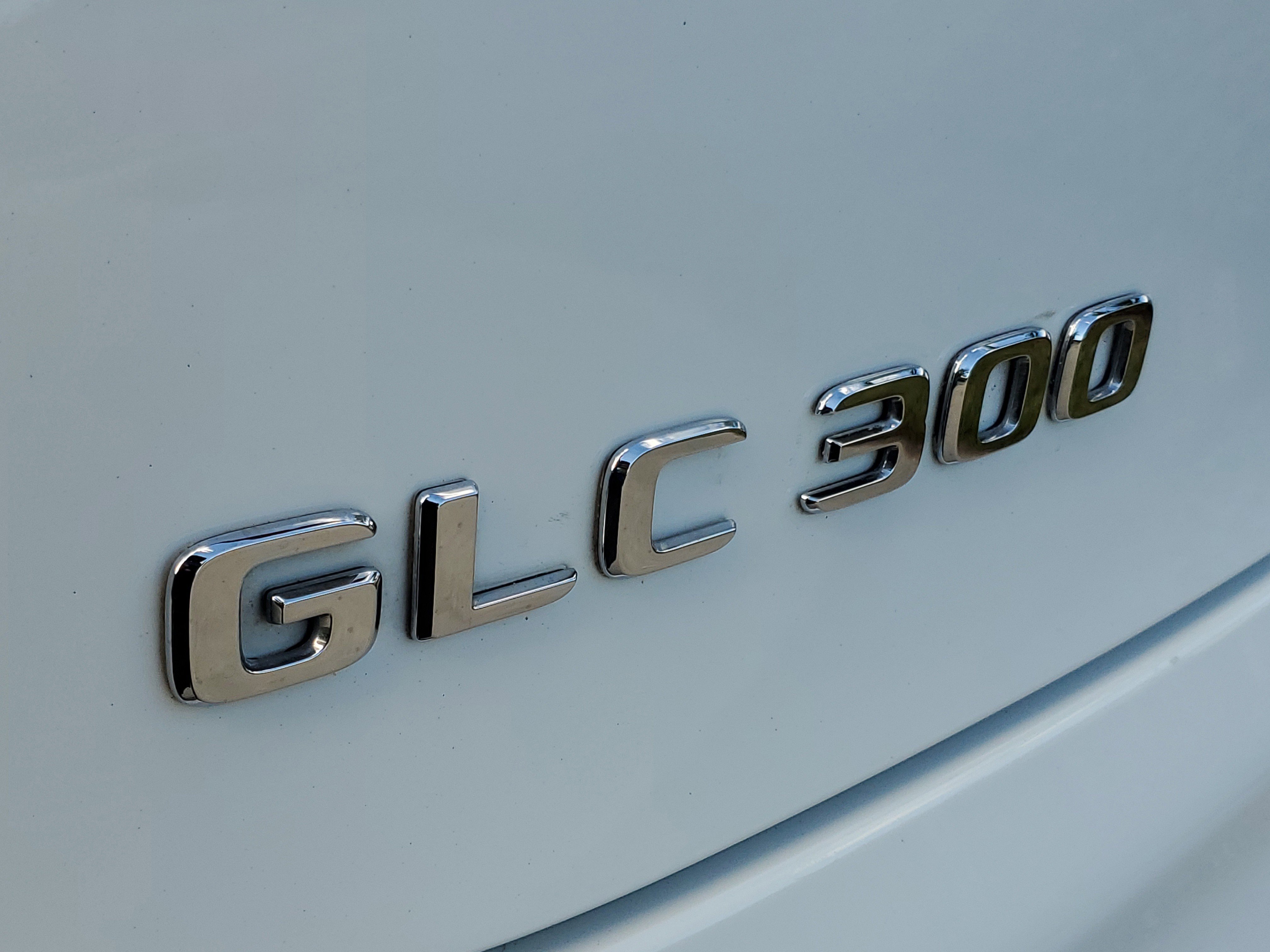 Used 2021 Mercedes-Benz GLC 300 4MATIC Coupe image 8