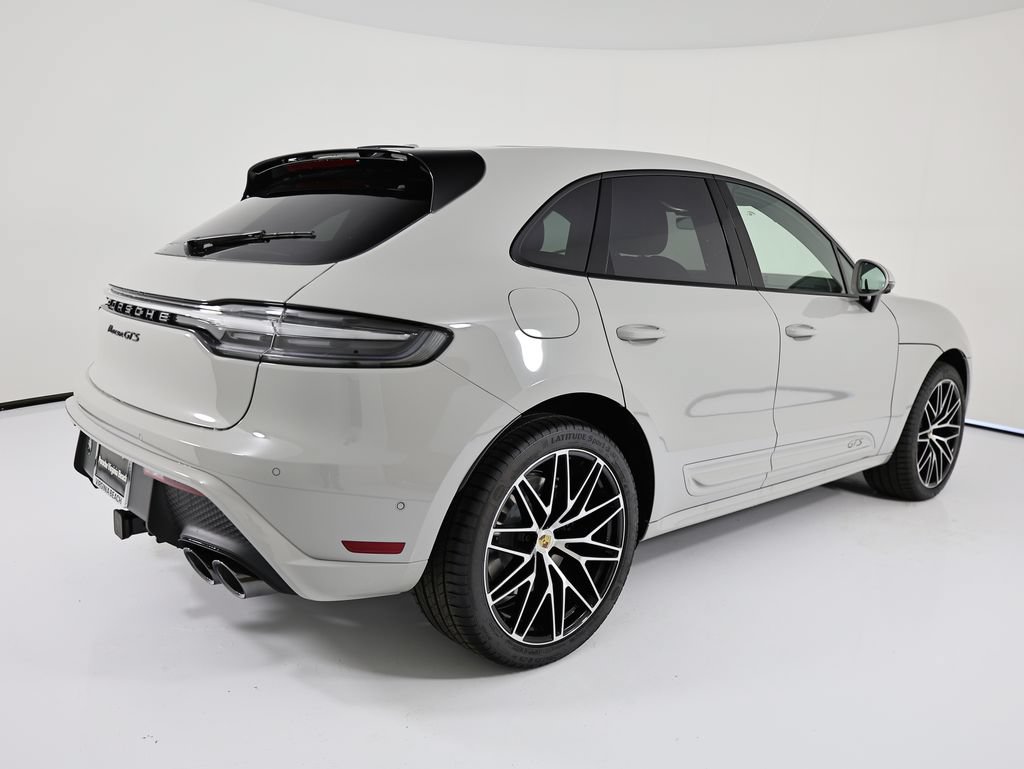New 2026 Porsche Macan GTS AWD/4WD image 7