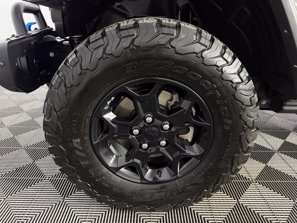 Used 2023 Jeep Wrangler Unlimited Rubicon 4xe AWD/4WD image 11