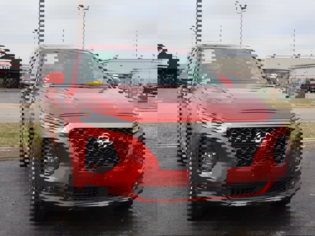 Used 2019 Hyundai Santa Fe SEL image 2