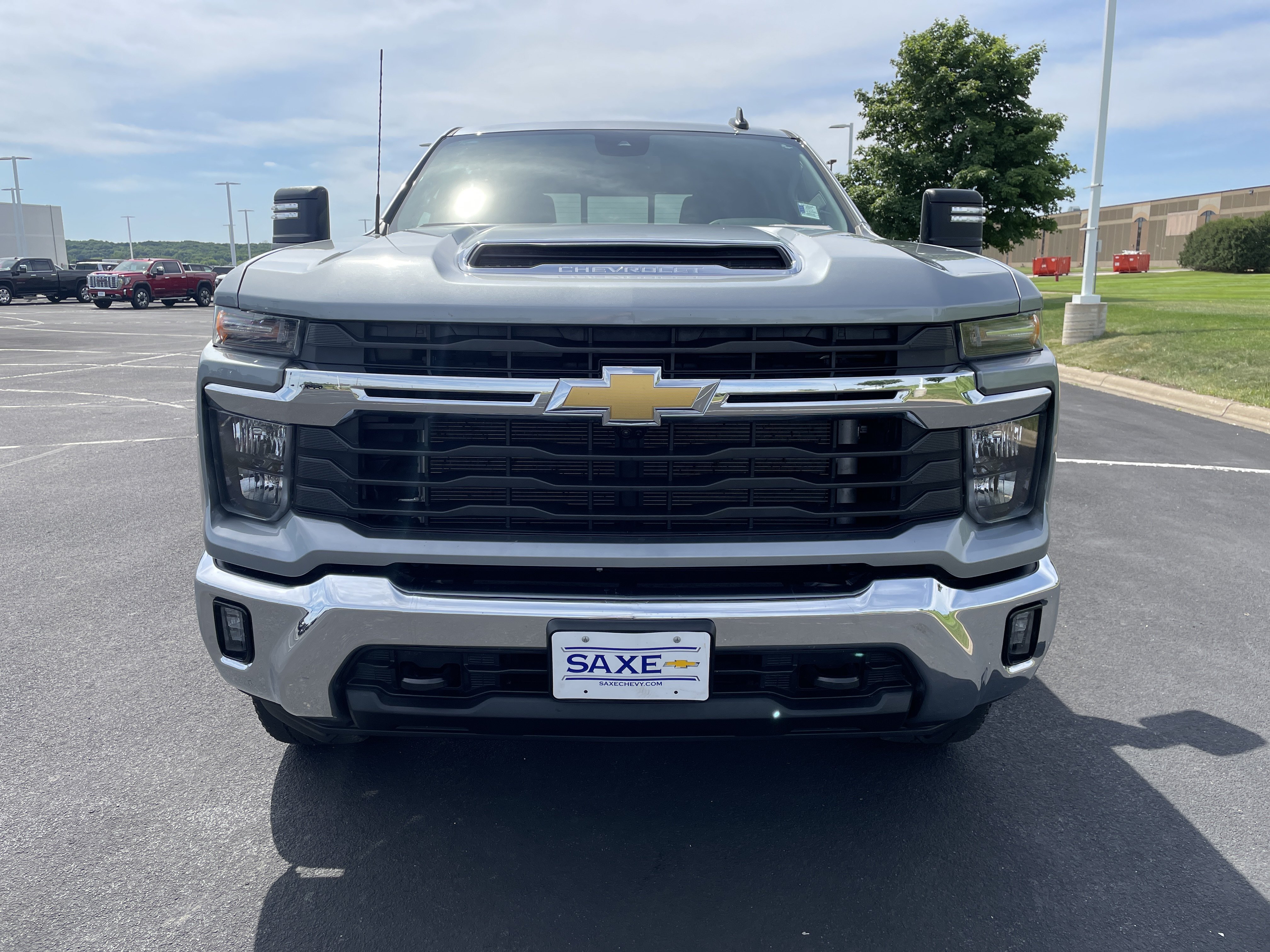 Used 2024 Chevrolet Silverado 2500 LT w/ All Star Edition AWD/4WD image 8
