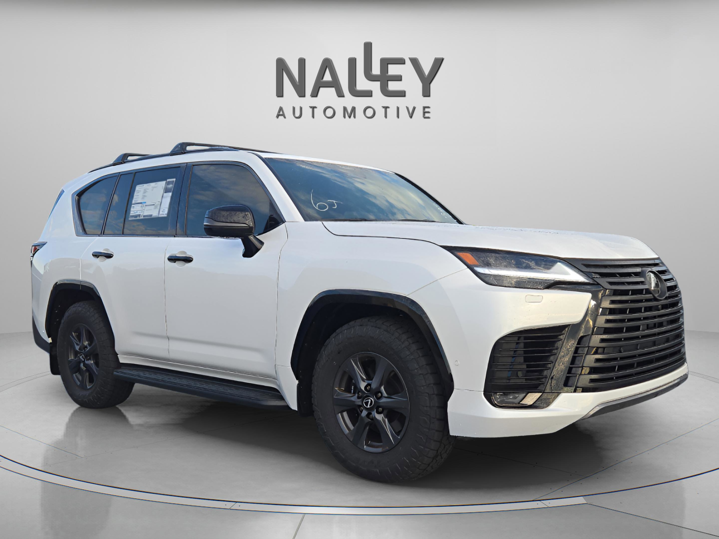 New 2025 Lexus LX 700h Overtrail image 5