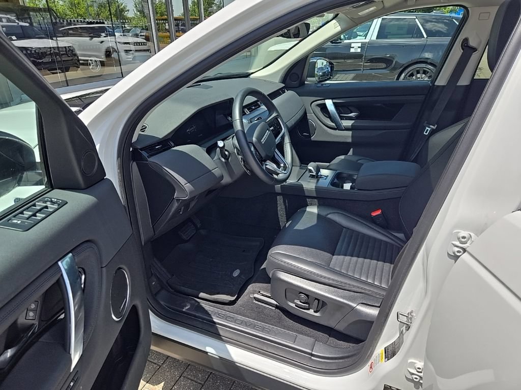 Certified 2025 Land Rover Discovery Sport S AWD/4WD image 16