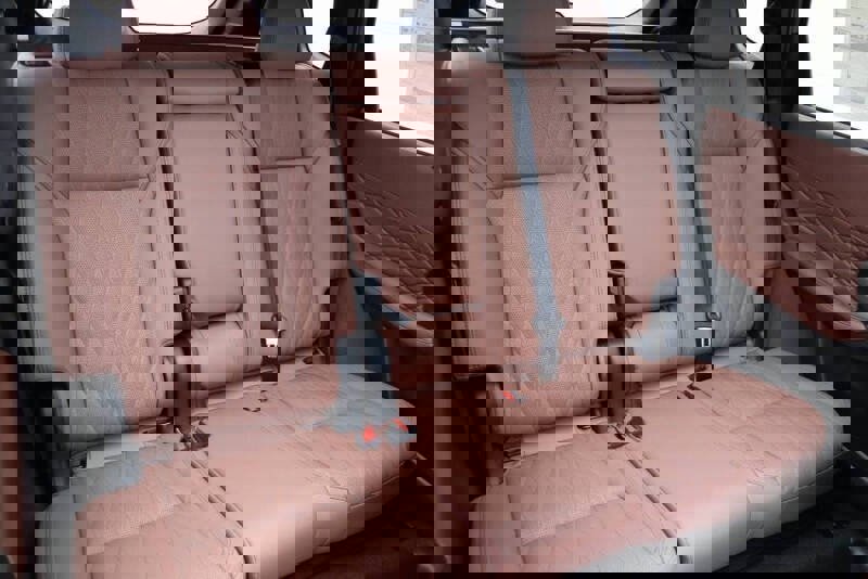 New 2025 Mitsubishi Outlander SEL image 11