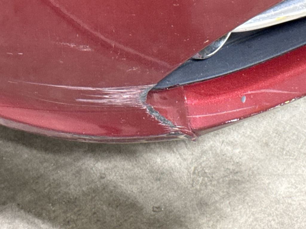 Used 2015 Chrysler Town & Country Touring image 37