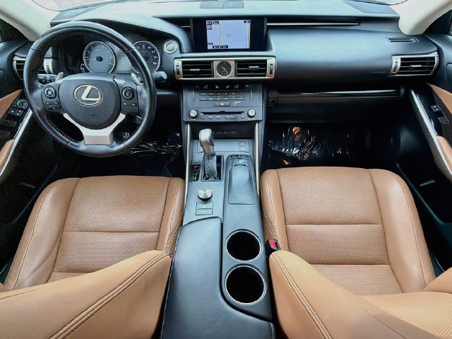 Used 2016 Lexus IS 300 AWD w/ Navigation System Package image 15
