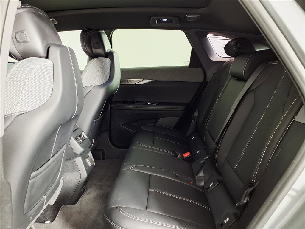 Certified 2026 Cadillac Optiq Sport 1 image 13