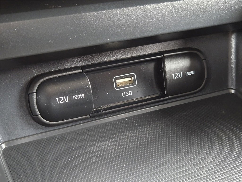 Certified 2023 Kia Soul LX w/ LX Technology Package image 22