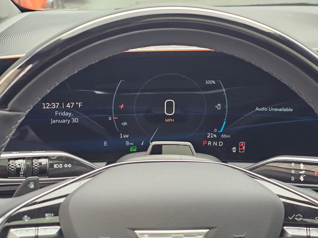 New 2026 Cadillac Optiq Luxury 1 image 36