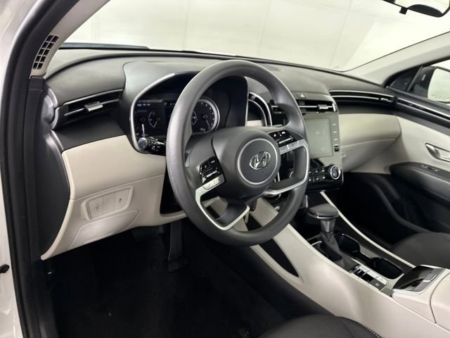 Certified 2024 Hyundai Tucson SE image 13