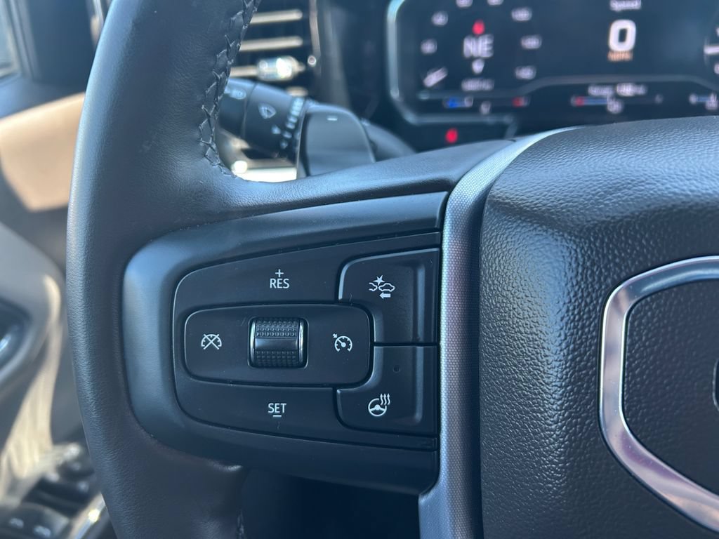 Used 2024 GMC Sierra 1500 SLT w/ SLT Premium Plus Package AWD/4WD image 29