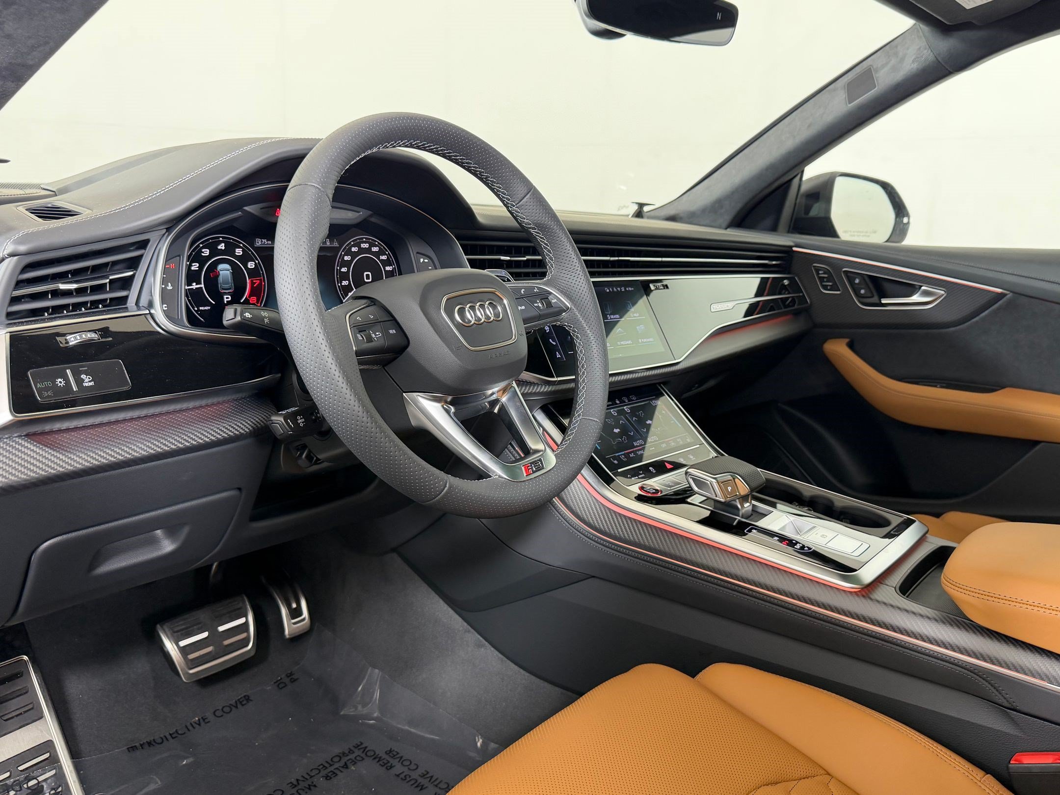 New 2027 Audi RS Q8 performance AWD/4WD image 4