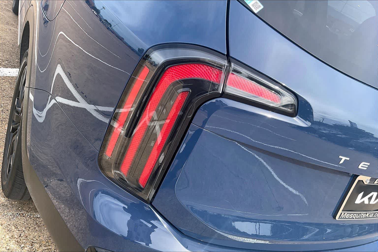 Certified 2024 Kia Telluride SX Prestige AWD/4WD image 31
