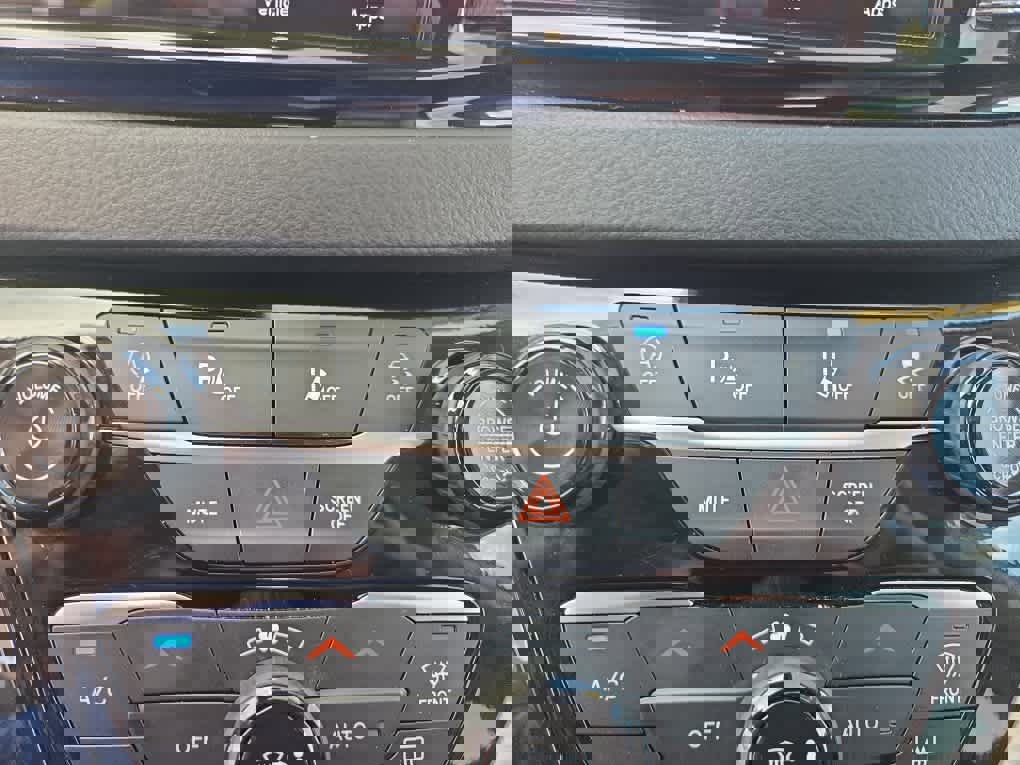 Used 2024 Chrysler Pacifica Touring-L image 33