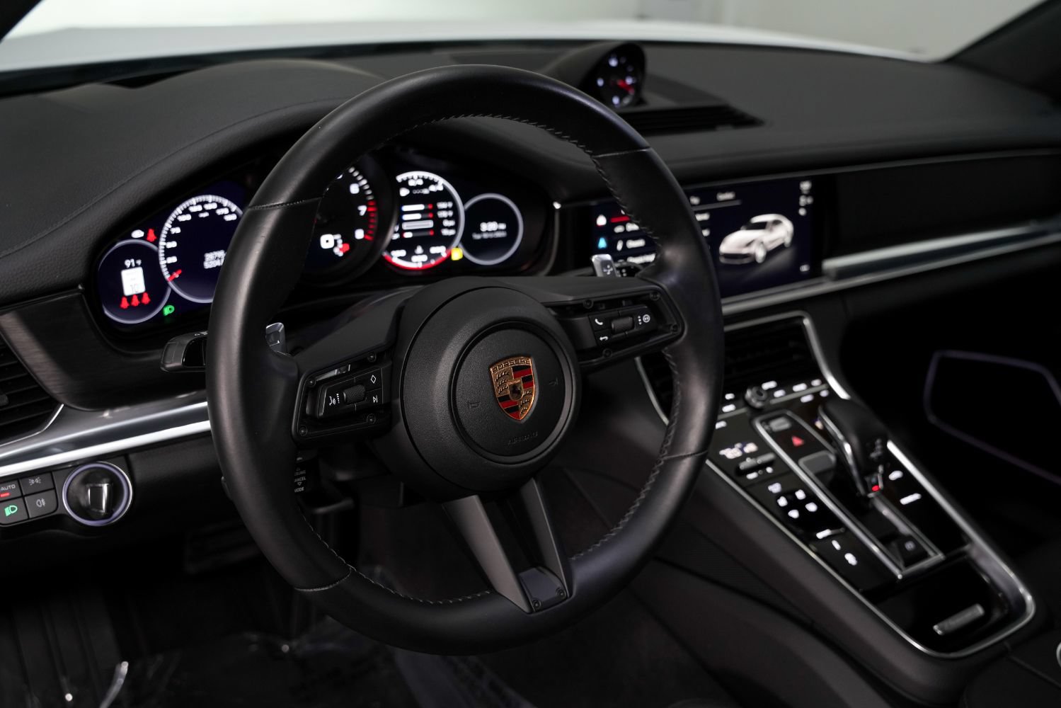 Used 2023 Porsche Panamera 4 Platinum Edition AWD/4WD image 40